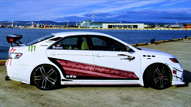 カムリのアルミ考え中に関するカスタム事例の投稿画像2枚目