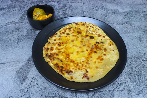 Paneer Pyaz Paratha