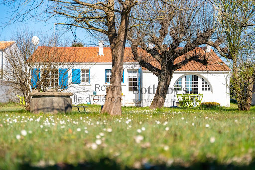 Seaside house with garden and terrace 2