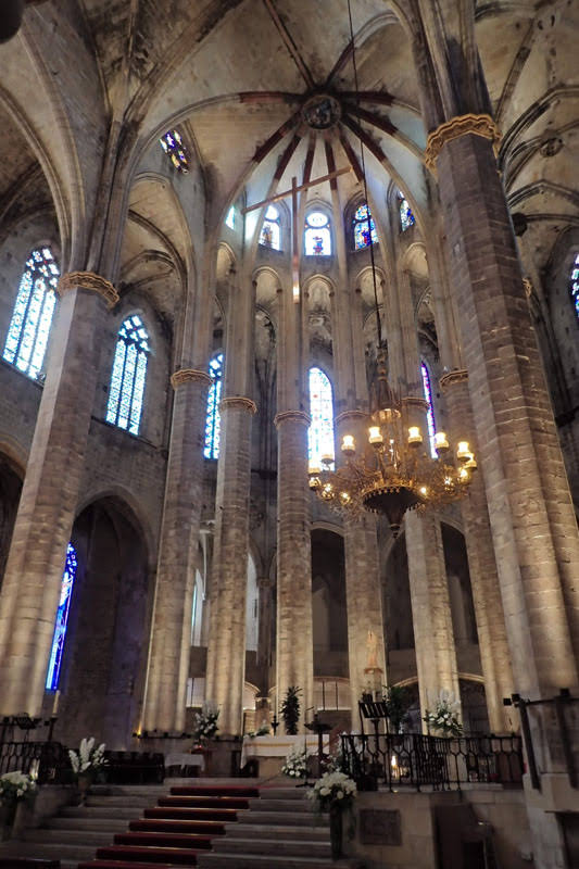 Basilica of Santa Maria del Mar (Barcelona, Spain)