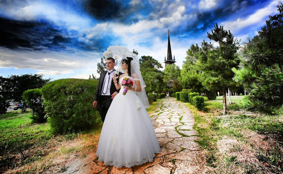 結婚式の写真家Ionel Constantinescu (nirowedding)。2014 8月29日の写真