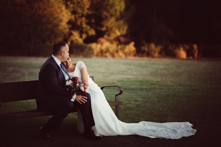 Fotógrafo de casamento Chiqui Zulueta (chiquizulueta). Foto de 21 de dezembro 2020