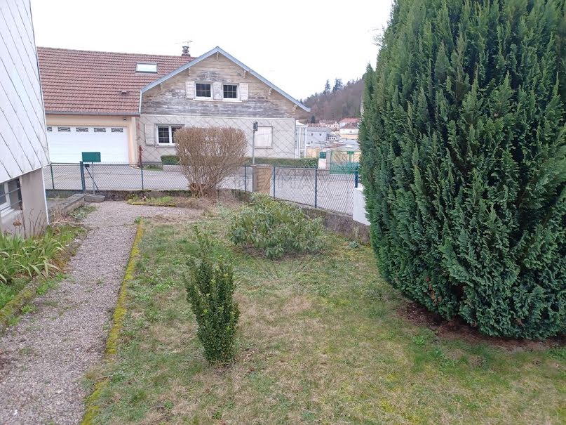 Vente maison 5 pièces 91 m² à Remiremont (88200), 184 000 €