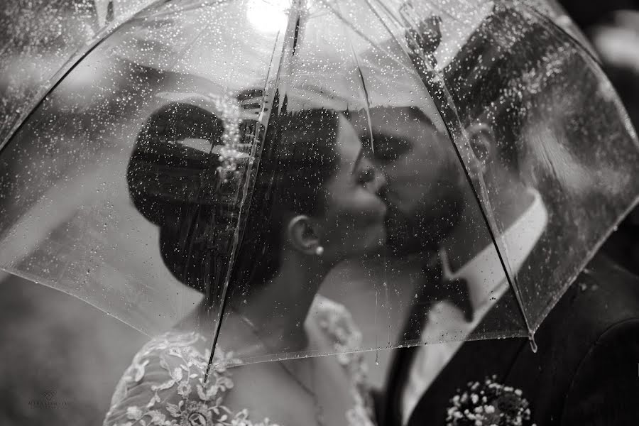 Fotógrafo de casamento Gio Mefarishvili (giomefa). Foto de 1 de janeiro 2020