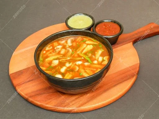 Tom Yum Soup (Veg) (Serves 1)