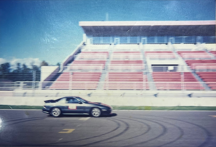 RX-7のサーキットと愛車・サーキット・昔の写真・クーリングパネル・当時物に関するカスタム事例の投稿画像1枚目