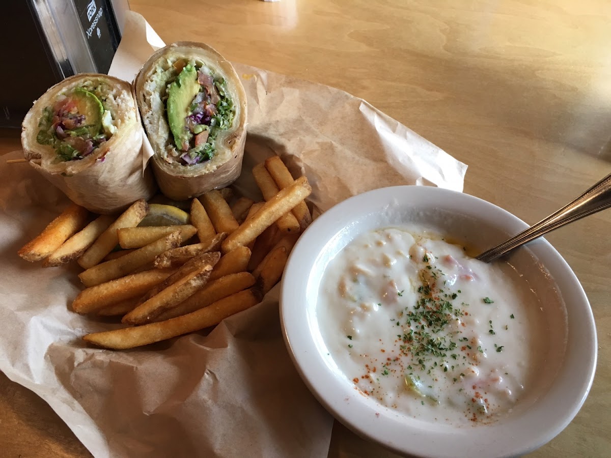 Gf fish taco & gf clam chowder