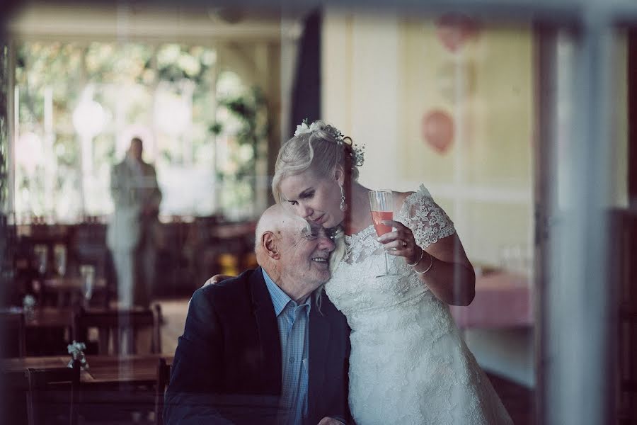 Fotógrafo de casamento Jonas Karlsson (jonaskarlssonfo). Foto de 18 de janeiro 2016