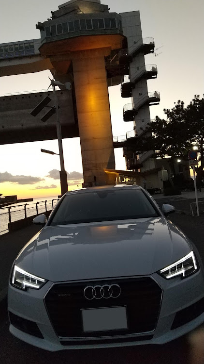 A4 セダンのびゅうお・内装に関するカスタム事例の投稿画像1枚目