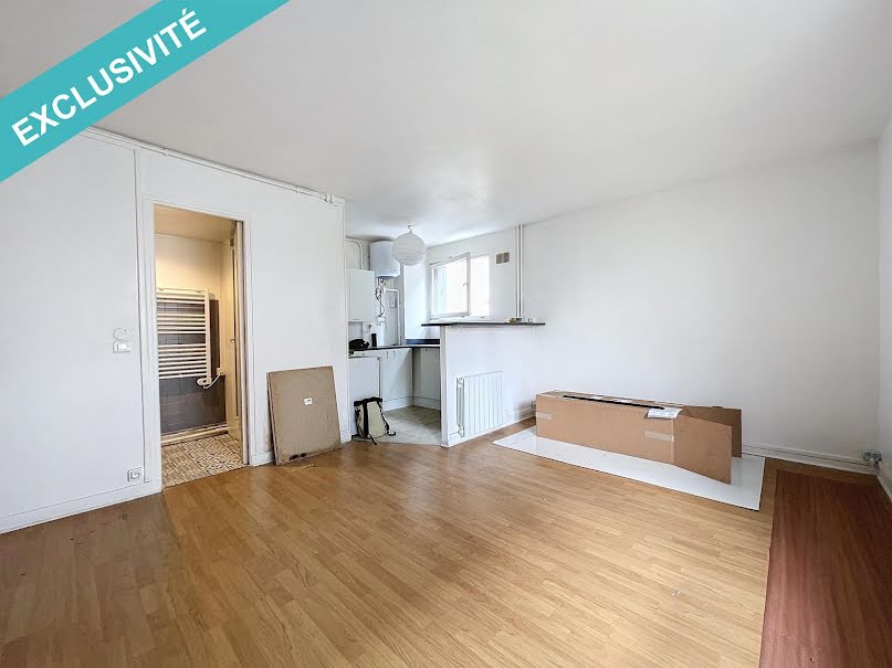 Vente appartement 1 pièce 25 m² à La Varenne Saint Hilaire (94210), 157 900 €