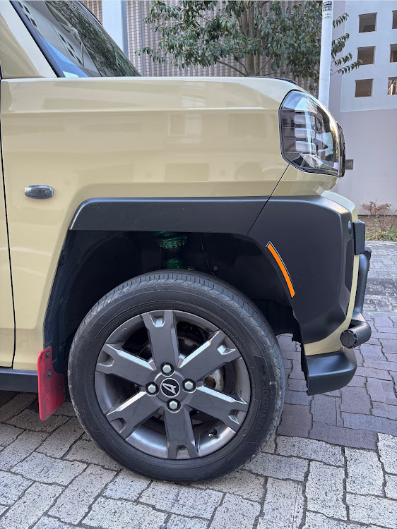 タフトの車高調整・リフトアップ・テイン車高調・2月もよろしくお願いしますに関するカスタム事例の投稿画像3枚目