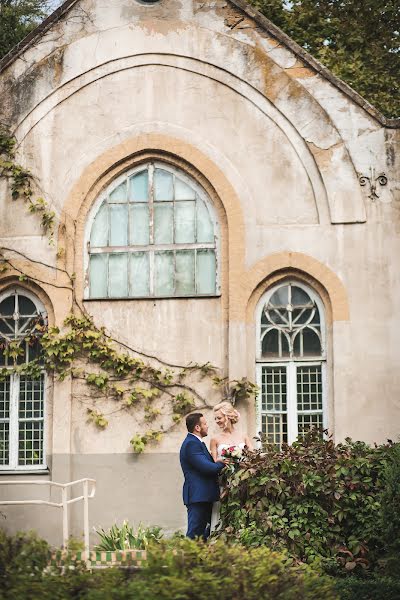 Fotografo di matrimoni Serzh Potapenko (unteem). Foto del 28 ottobre 2015