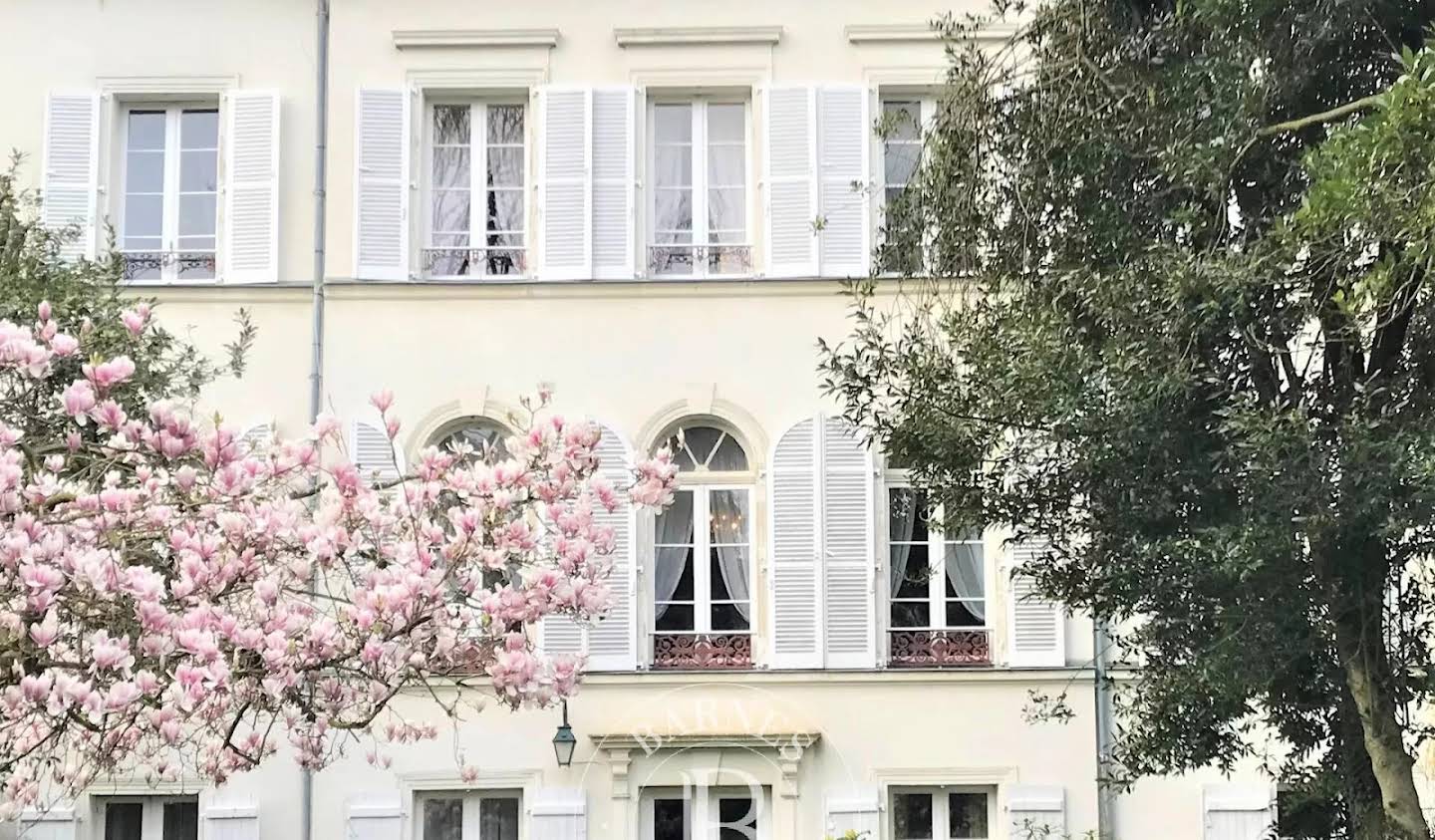 Hôtel particulier avec jardin Rennes