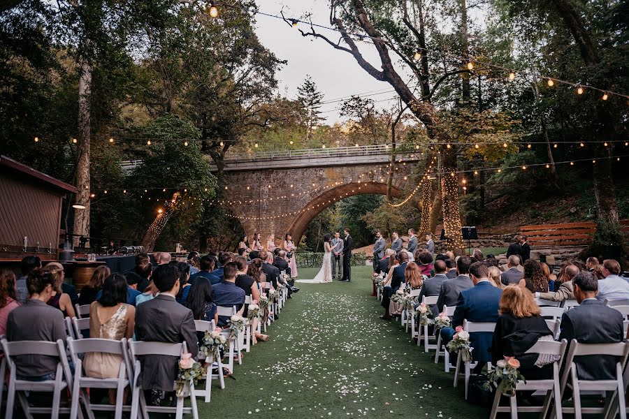 Fotografo di matrimoni Peter Kolosok (peterkolosok). Foto del 25 gennaio 2019