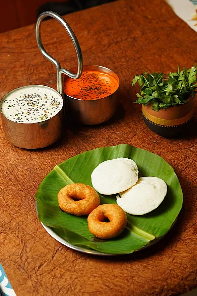 Idli Wadai