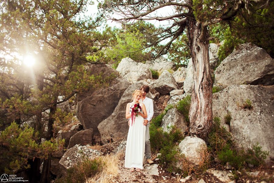 Photographe de mariage Artem Goncharov (odinmig). Photo du 1 octobre 2016