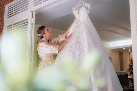 Fotografo di matrimoni Raymond Fuenmayor (raymondfuenmayor). Foto del 29 settembre 2022