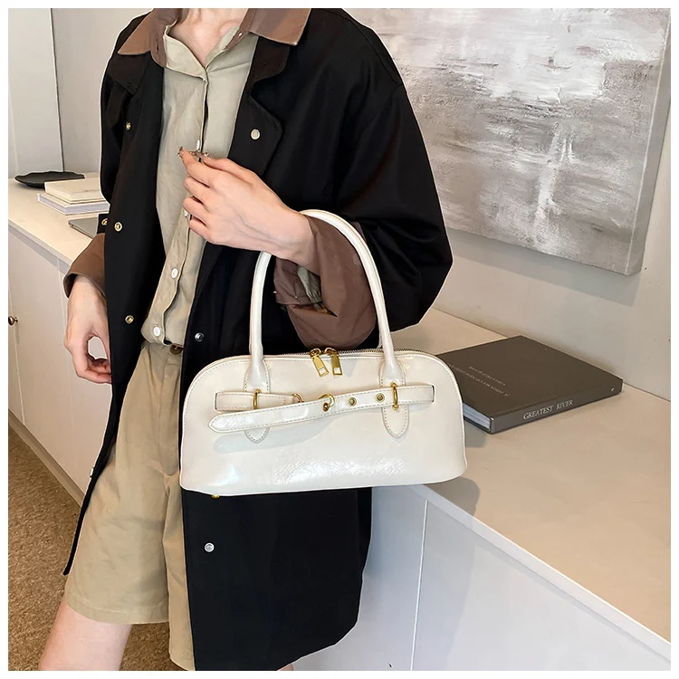 Title 20, Retro Portable Fashion Shoulder Bag Simple Larg...