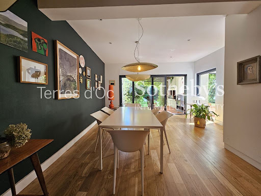 House with terrace 3