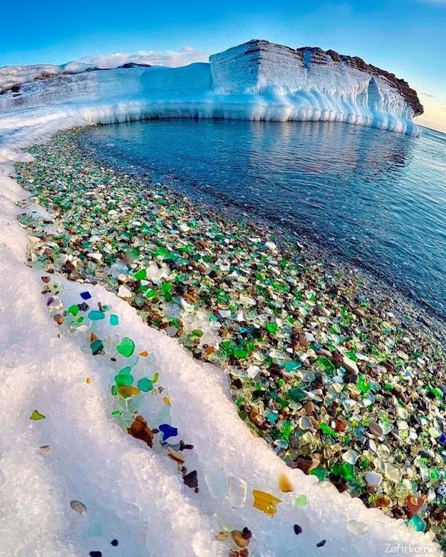 Glass Beach, a praia que a natureza transformou a poluição em beleza