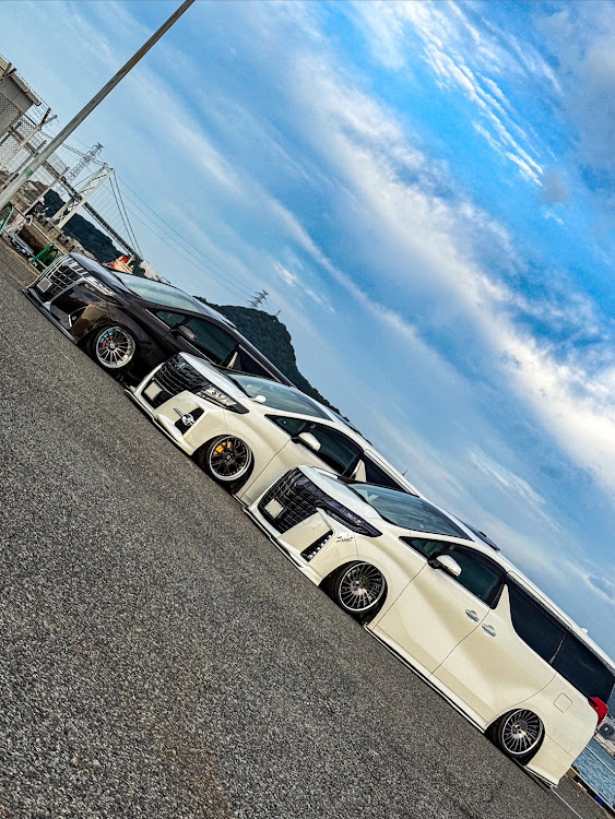 アルファードのDIY・車ずきと繋がりたい・10月もよろしくお願いします・SPARKFESTIVALに関するカスタム事例の投稿画像6枚目