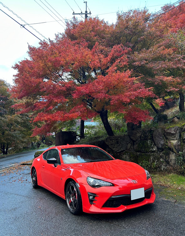 86のソーラーオレンジ・86BRZ・86BRZ乗りと繋がりたい・紅葉ドライブ・紅葉と愛車に関するカスタム事例の投稿画像3枚目