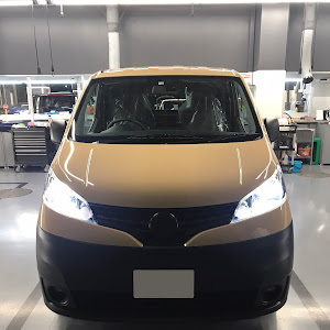 NV200バネット