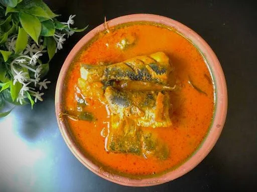 Mathi Fish Curry [1 Piece]