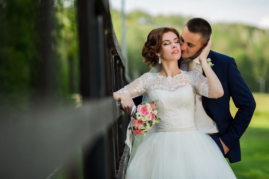 Fotografo di matrimoni Rinat Makhmutov (renatschastlivy). Foto del 6 settembre 2016