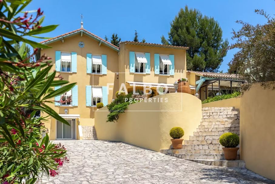 Vente propriété 7 pièces 280 m² à Cassis (13260), 2 730 000 €