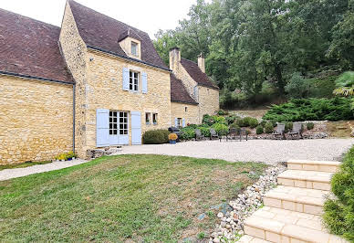 Maison avec piscine et terrasse 2