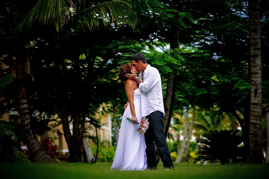 Fotógrafo de bodas Ricardo Orlando (virtuality360). Foto del 9 de abril 2019