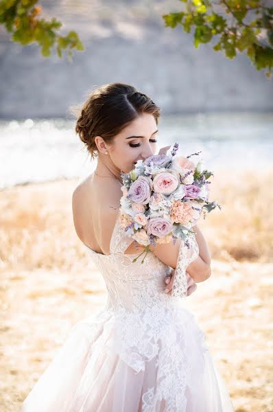 Fotógrafo de casamento Aleksey Revuckiy (alexrevutsky). Foto de 17 de janeiro 2019