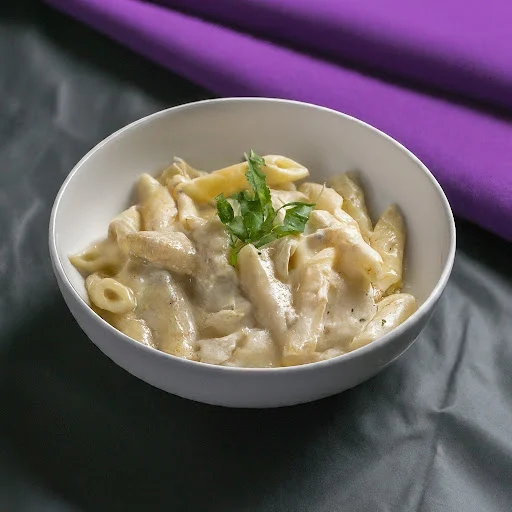 White Sauce Pasta