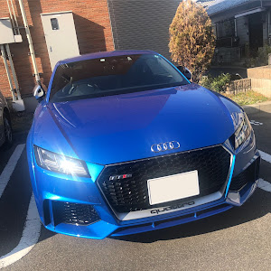 TT RS クーペ A6