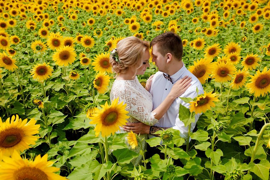 Fotografo di matrimoni Viktoriya Salikova (victoria001). Foto del 17 maggio 2017