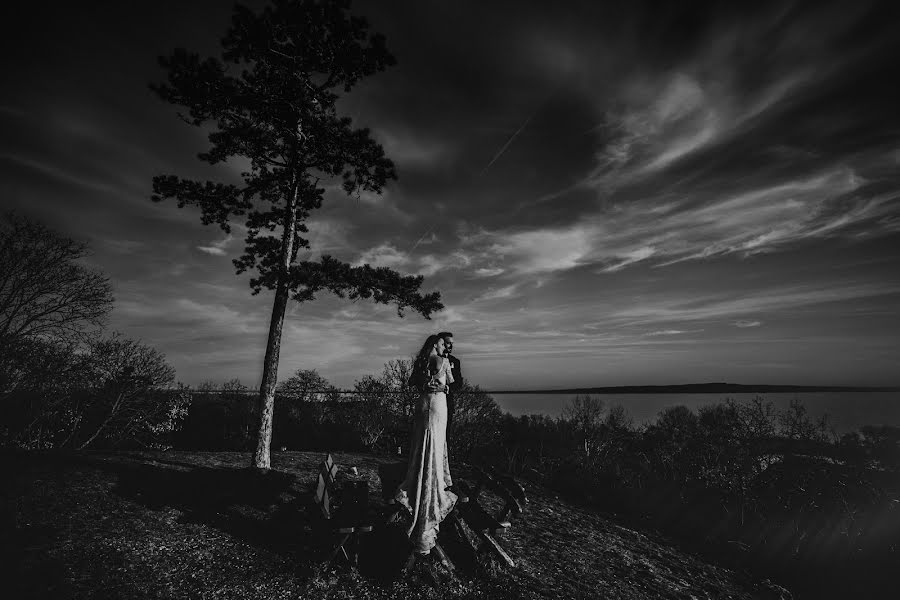 結婚式の写真家Krisztian Kovacs (krisztiankovacs)。2020 3月22日の写真