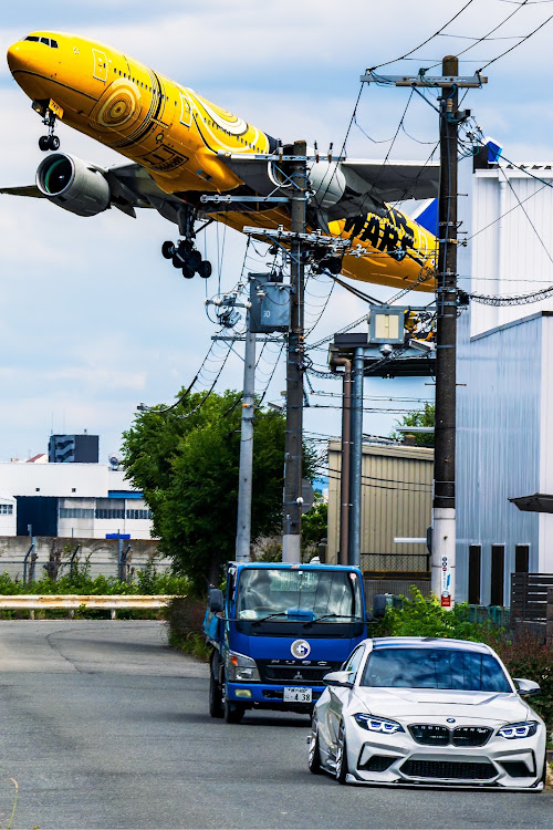 M2 クーペのdiscover＿ct・岐阜城と満月・たくわん・飛行機ひょっこりはん・圧縮効果に関するカスタム事例の投稿画像1枚目