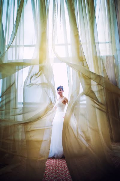 Wedding photographer Elena Bykova (eeelenka). Photo of 28 April 2015