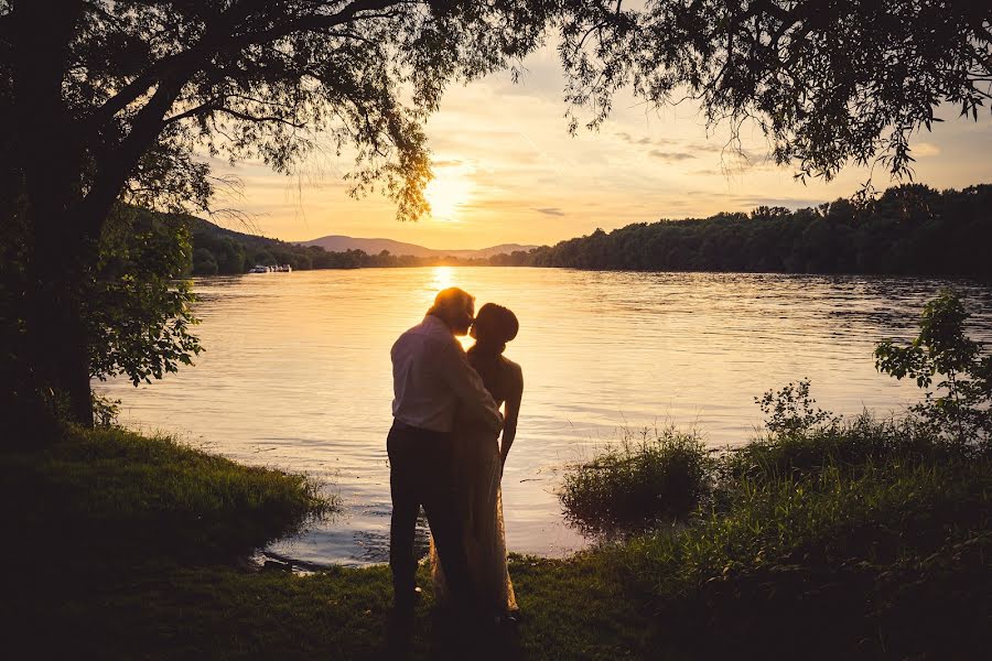 Wedding photographer Ákos Jurás (jurasakos). Photo of 8 August 2016