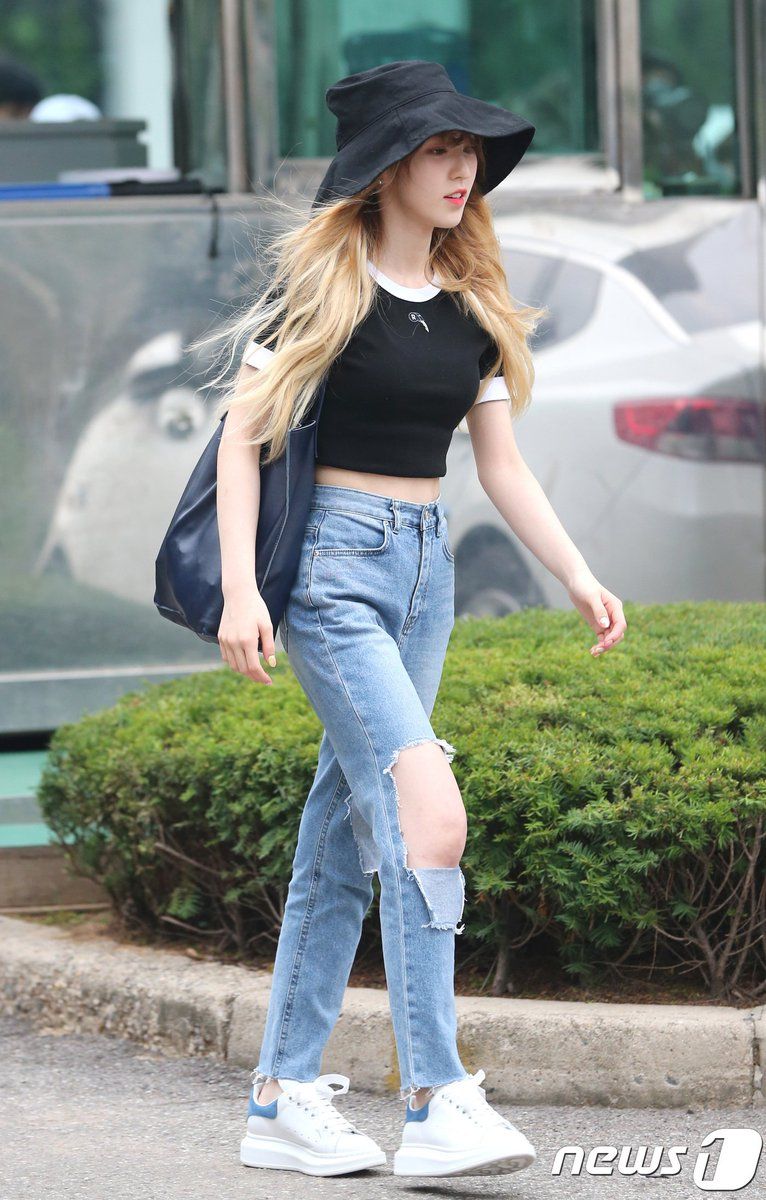 wendy casual 4