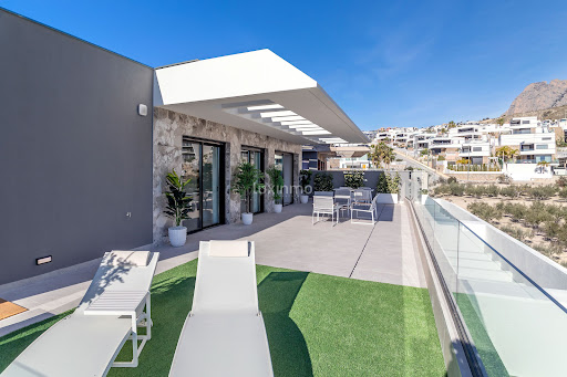 Apartment with terrace and pool 1