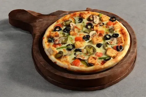 Peri Peri Paneer Loaded Pizza