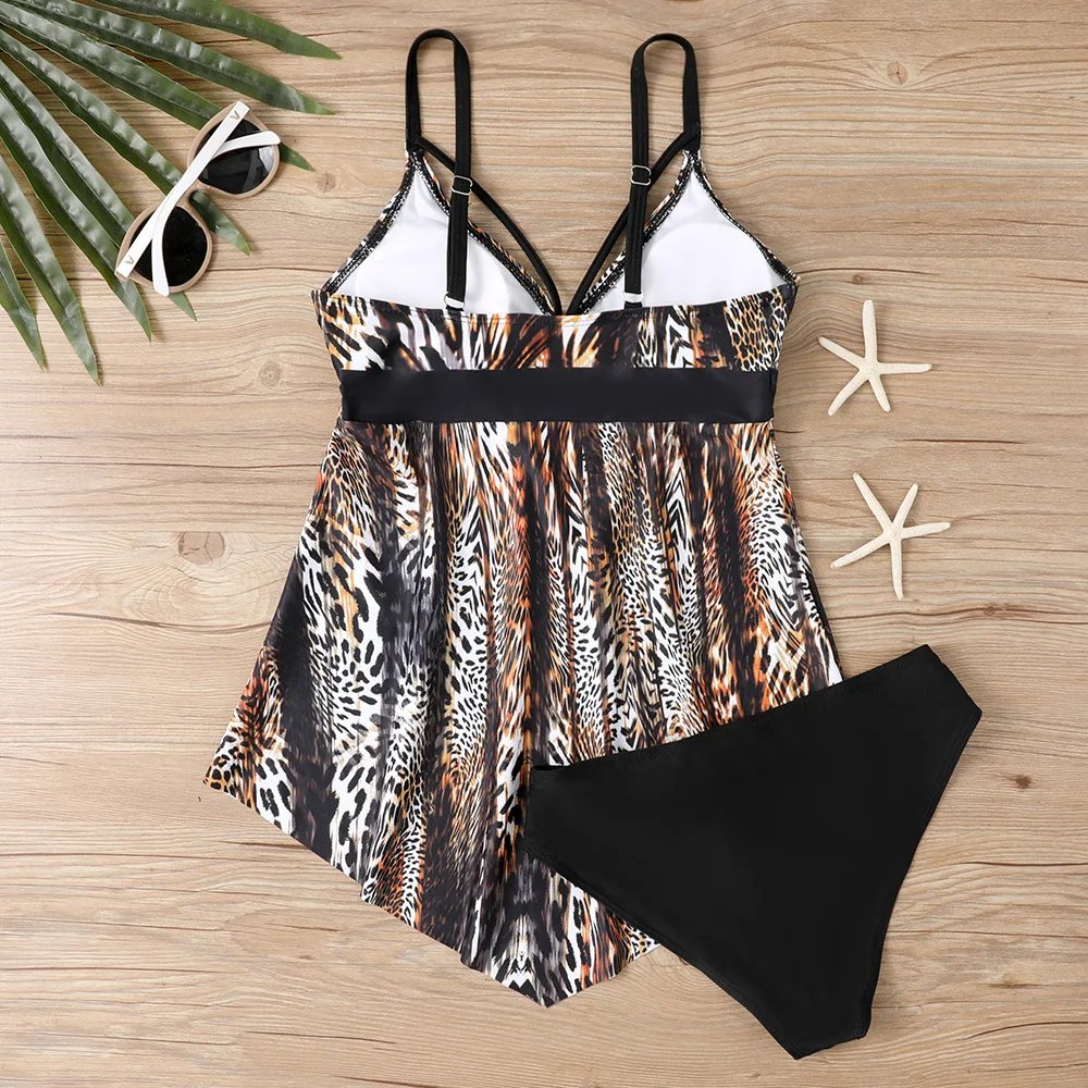 Title 11, Dames bikini met splitrok en luipaardprint, ide...