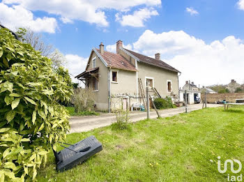 maison à Saint-Amand-en-Puisaye (58)