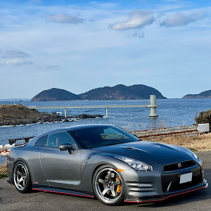 NISSAN GT-R R35