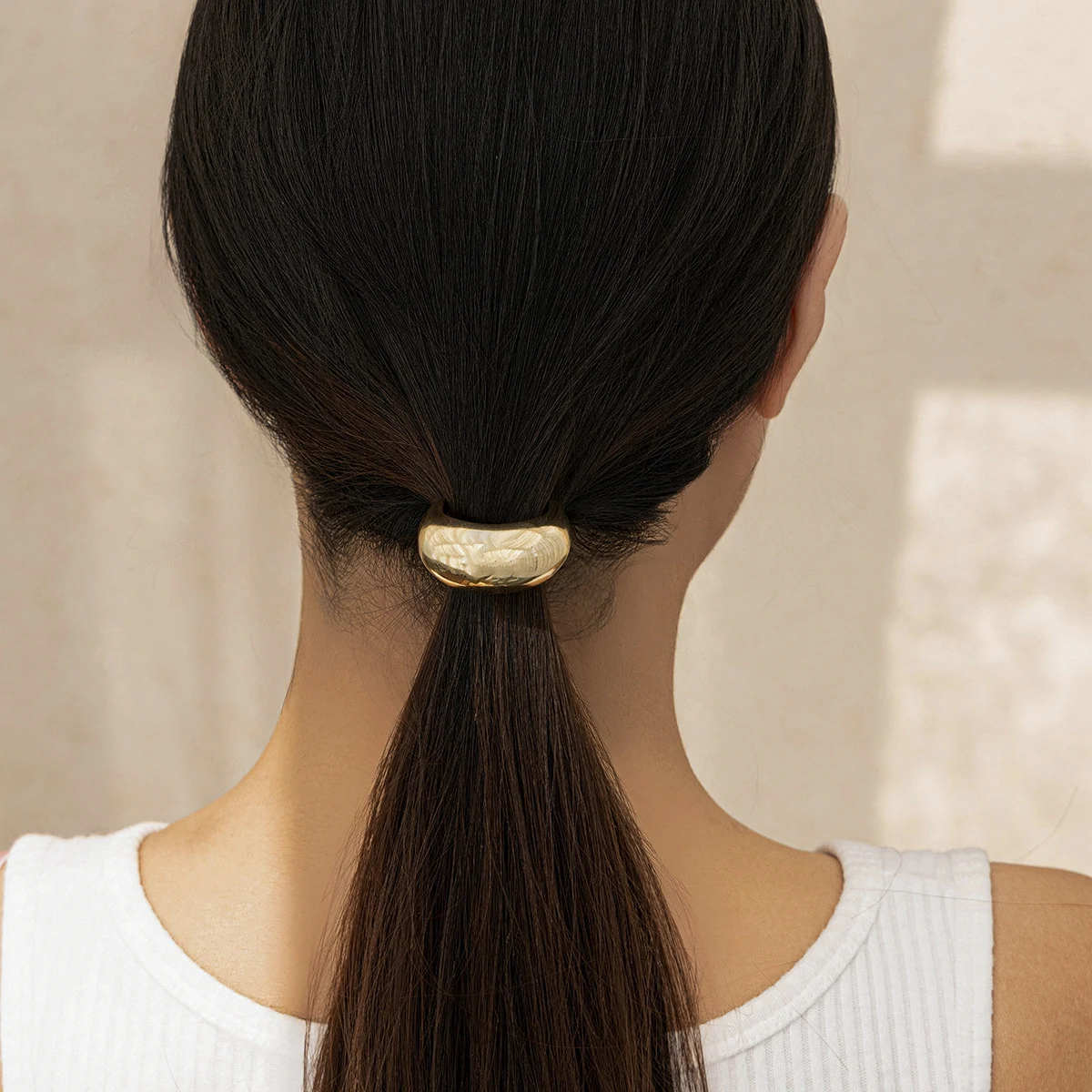 Title 8, Gepersonaliseerde glanzende elastische haarring...