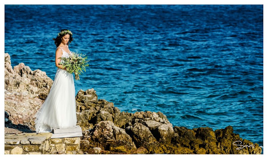 Fotografo di matrimoni Kostas Sinis (sinis). Foto del 14 aprile 2022