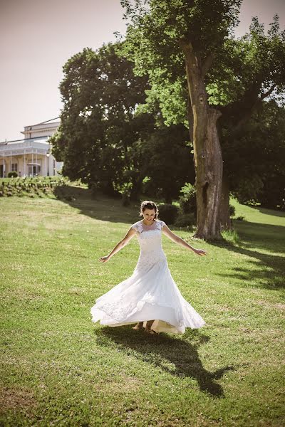 Wedding photographer Zsuzsanna Csörgő (zsukaphoto). Photo of 15 August 2019