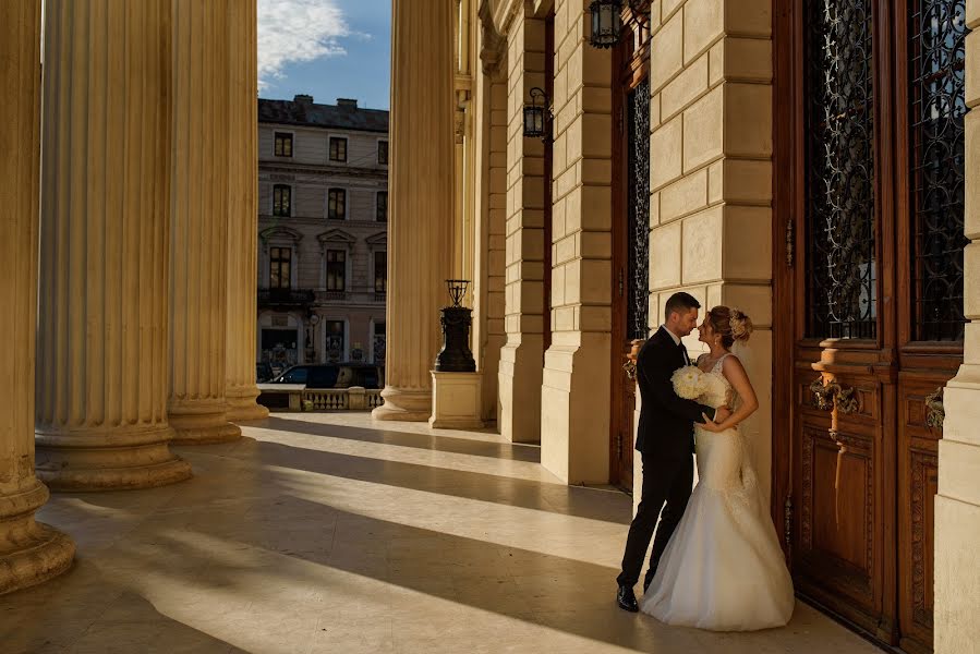 Wedding photographer Ionut Diaconescu (fotodia). Photo of 24 January 2019